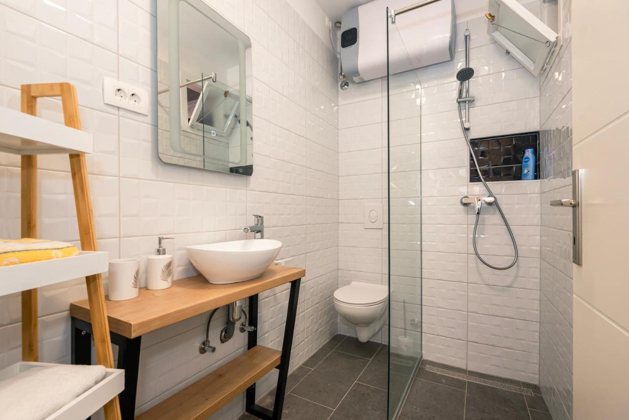 Studio Apartman Max Center Of The Old Town Free Parking Beautiful View شيبينيك المظهر الخارجي الصورة